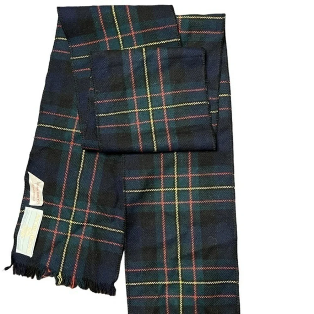 Archie Brown & Sons Great Britain Vintage New Old Stock Green Plaid Wool Scarf